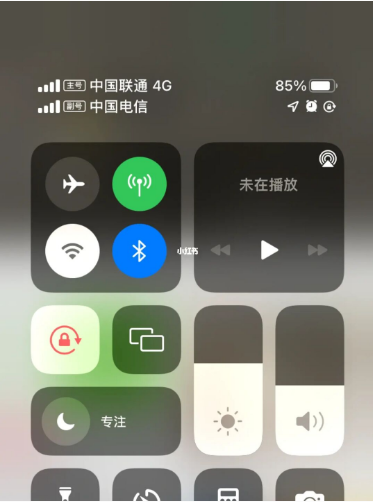 青岛苹果手机维修分享iPhone双卡信号解决办法 